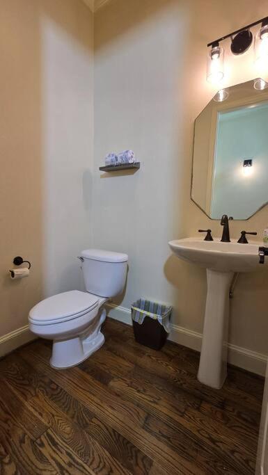 Modern Galleria Gem Private Jacuzzi 3 Br Houston Exterior foto